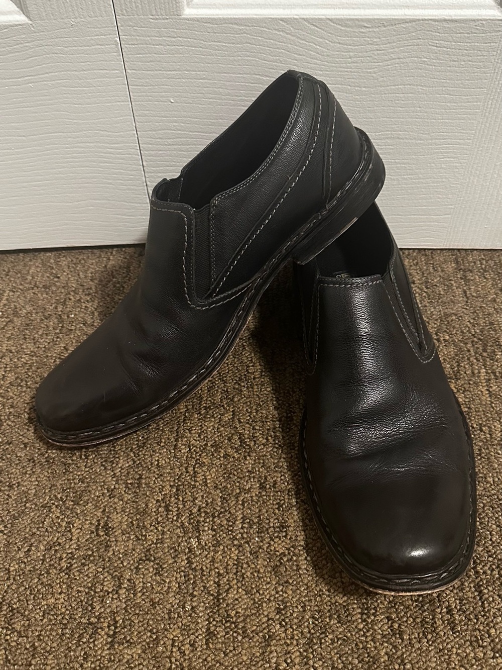 Men's RJ Colt Black Griffin Leather Slip On Dress Shoes